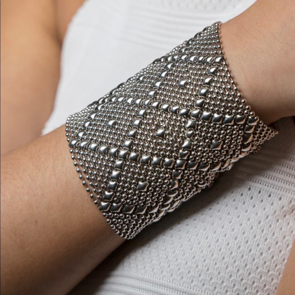 SG LIQUID METAL B11-AS ANTIQUE SILVER BRACELET BY SERGIO GUTIERREZ.